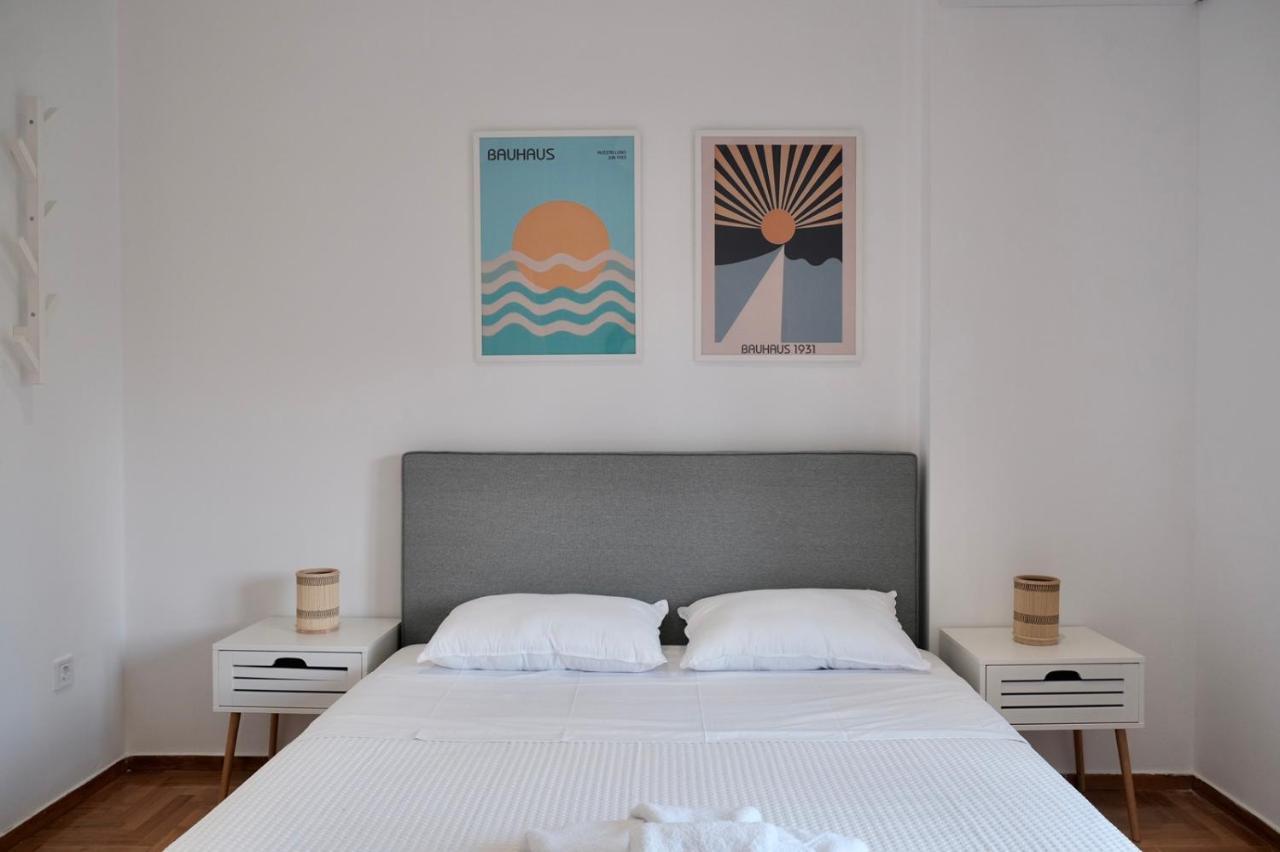 Synpiraeus Apartments & Studios ภายนอก รูปภาพ